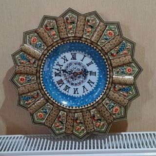 ساعت دیواری