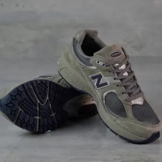 کفش کتونی  Newbalance