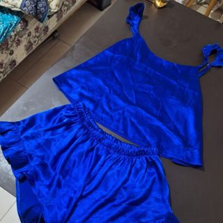 لباس راحتی
