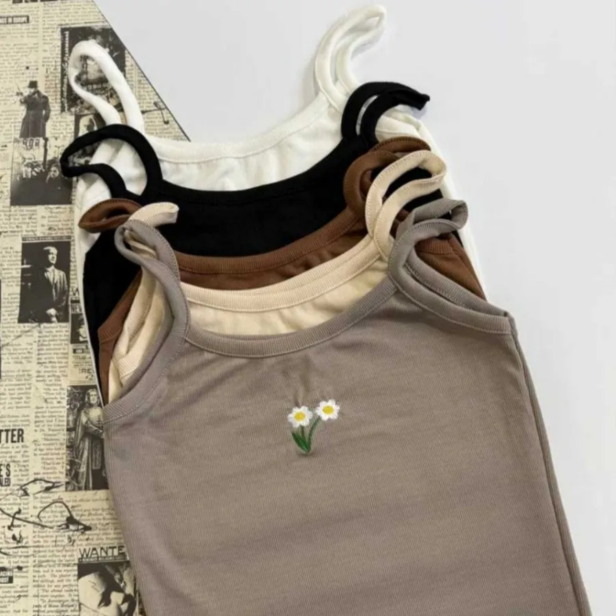 تاپ گلدوزی