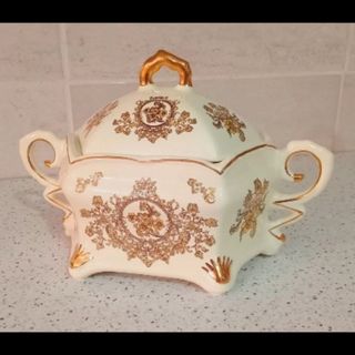 شکلات خوری آنتیک