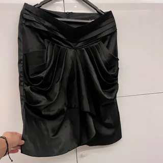 دامن‌کوتاه مجلسی