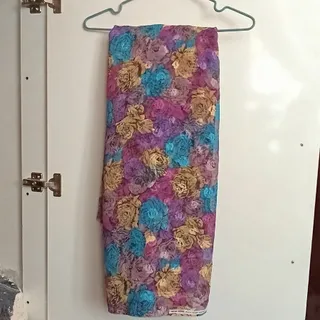 پارچه گلدار