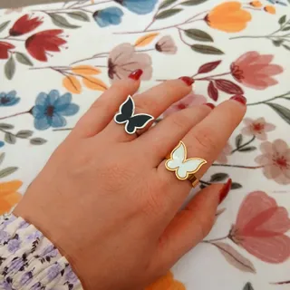 انگشتر پروانه ای
