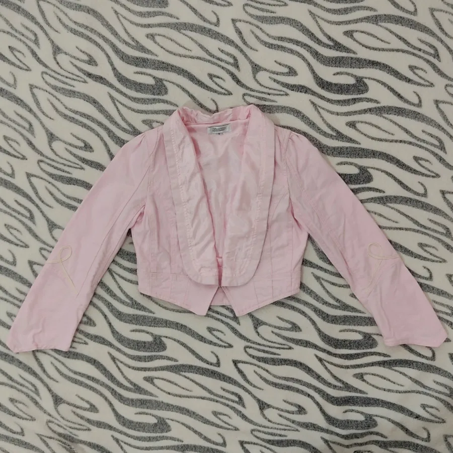 کراپ کت صورتی