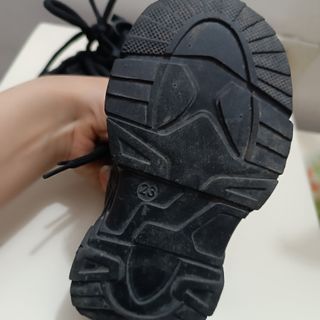 کفش بچگانه