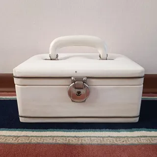 جعبه آرایشی قدیمی