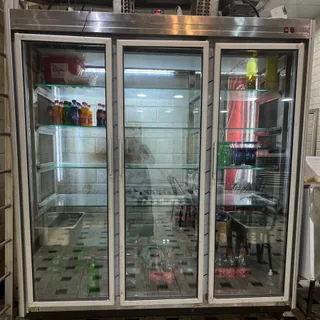 یخچال رستوران